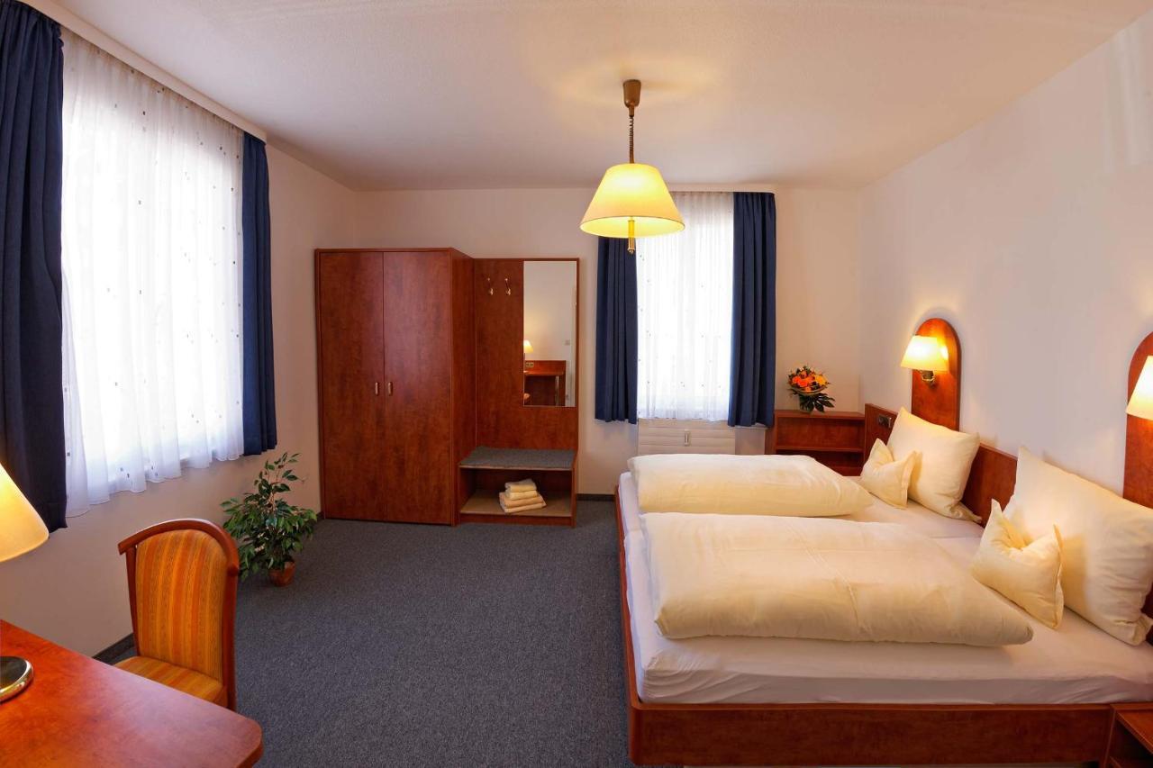 Gastehaus Zur Lilie Hotel Triberg im Schwarzwald Luaran gambar