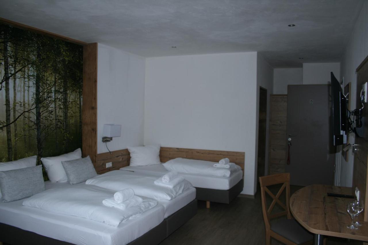 Gaestehaus Zur Lilie Triberg im Schwarzwald Luaran gambar